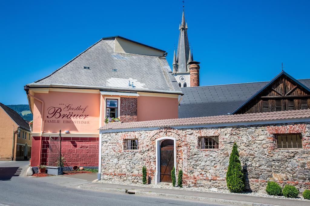 Gasthof Braeuer - Familie Eibensteiner Weißkirchen in Steiermark エクステリア 写真